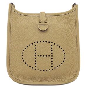 エルメス HERMES ショルダーバッグ エヴリンTPM ロング トリヨンクレマンス プシエール シルバー金具 新品 未使用 K刻印(2025年製) 【箱】 【中古】