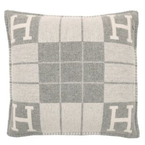 エルメス HERMES アヴァロン3 クッション PM ウール カシミヤ エクリュXグリクレール ライトグレー カバー取り外し可 【中古】