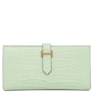 エルメス HERMES 長財布 ベアンスフレ アリゲーターマット ヴェールデュー ゴールド金具 新品 未使用 薄緑 クロコ 二つ折り 2025年製 K 【箱】 【中古】未使用保管品