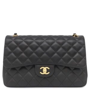 シャネル CHANEL 2WAYバッグ マトラッセ Wフラップ ラージ チェーンショルダー ラムスキン ブラック ゴールド金具 クラシック 25****** 【中古】新品同様品