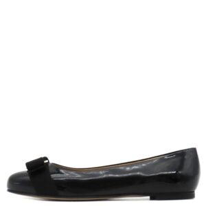 サルヴァトーレ・フェラガモ Salvatore Ferragamo パンプス ヴァリナ エナメル ブラック #6.5 ゴールド金具 黒 パテントレザー ヴァラ リボン 1A181 574556 【箱】 【中古】