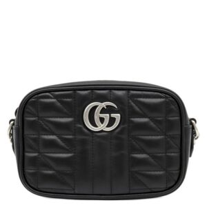 グッチ GUCCI ショルダーバッグ GGマーモント ミニ カメラバッグ レザー シェブロンキルティングレザー ブラック マットシルバー金具 ダブルG 634936 【箱】 【中古】新品同様品