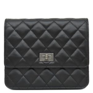 シャネル CHANEL チェーンウォレット マトラッセ 2.55 レザー ブラック ヴィンテージ金具 黒 チェーンショルダー 24****** 【中古】中古美品