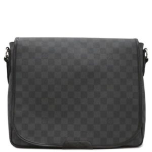 ルイヴィトン LOUIS VUITTON ショルダーバッグ ダニエルMM ダミエグラフィットキャンバス ダミエグラフィット シルバー金具 黒 グレー N58029 SP4049 【保存袋】 【中古】