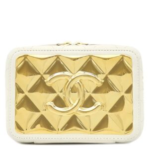 シャネル CHANEL ショルダーバッグ ジップ アラウンド バニティ ラムスキン ホワイト ゴールド金具 ココマーク プレート アイボリー 31****** 【中古】中古品