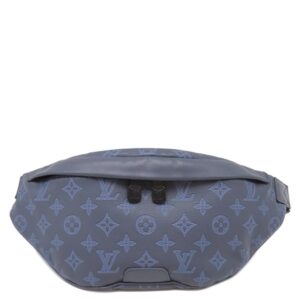 【★3％OFFクーポン】ルイヴィトン LOUIS VUITTON ボディバッグ ディスカバリー バムバッグ PM レザー モノグラムシャドウレザー ブルー×ネイビー マットブラック金具 ウエストバック 青 紺 M45729 RFID 【中古】中古美品