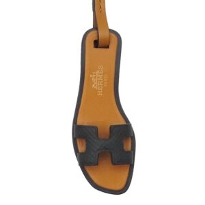 エルメス HERMES バッグチャーム オランナノ ヴォーエプソン ヴォーバトラー ヴァッシュハンター ブラック×ナチュラルサブレ 新品 未使用 黒 茶 サンダル型 【箱】 【中古】