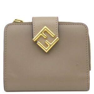 フェンディ FENDI 二つ折り財布 FF ダイヤモンド 財布 レザー グレー ゴールド金具 グレージュ コンパクトウォレット 【箱】 【中古】