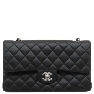 シャネル CHANEL ショルダーバッグ マトラッセ 25 フラップバッグ ラムスキン ブラック シルバー金具 黒 ダブルフラップ ダブルチェーン Wチェーン A01112 13****** 【保存袋】 【中古】