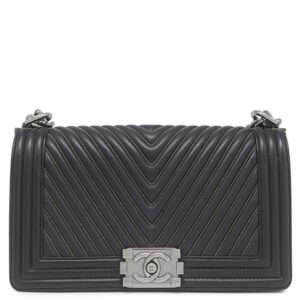 シャネル CHANEL ショルダーバッグ ボーイシャネル25 ラムスキン ブラック シルバー金具 シェブロン チェーンショルダー A67086 20****** 【保存袋】 【中古】