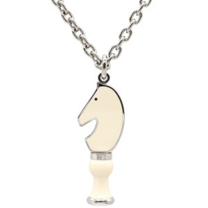 エルメス HERMES ネックレス カヴァリエ メタル ラッカー ホワイト×シルバー 白 チェス コマ ナイト 馬モチーフ 【中古】中古美品