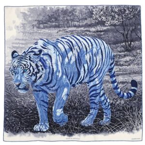 エルメス HERMES スカーフ カレ90 CARRE シルク グレー×ブルー 【TIGRE DU BENGALE/ベンガルの虎】 【中古】中古美品